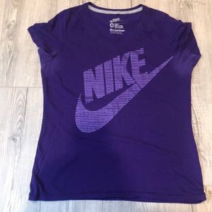 Nike tee